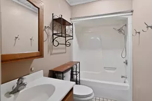 W5946 Woodland Trail, Germantown, WI 53950 - Photo 10