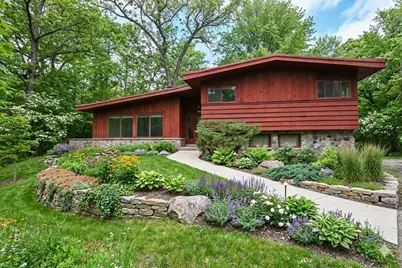 4108 W Woodward Dr, Franklin, WI 53132 - Photo 2