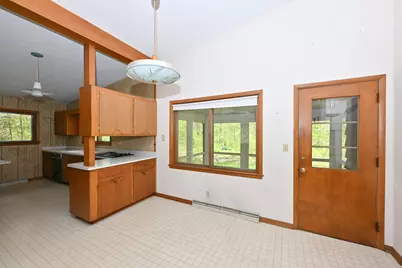 4108 W Woodward Dr, Franklin, WI 53132 - Photo 10