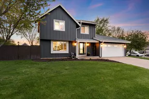 10541 S McGraw Dr, Oak Creek, WI 53154 - Photo 1
