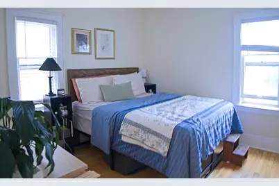 5526 W Wells St, Milwaukee, WI 53208 - Photo 12