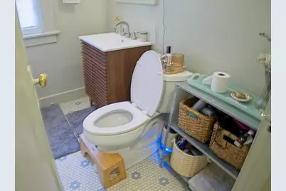 5526 W Wells St, Milwaukee, WI 53208 - Photo 14