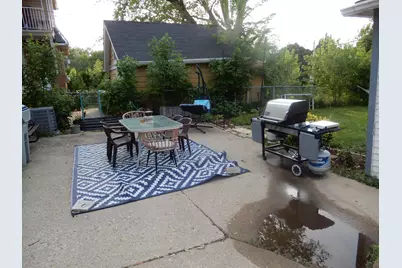 5526 W Wells St, Milwaukee, WI 53208 - Photo 18
