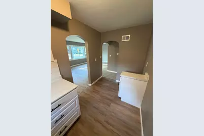 4554 N 49th St, Milwaukee, WI 53218 - Photo 8
