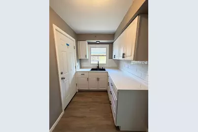 4554 N 49th St, Milwaukee, WI 53218 - Photo 6