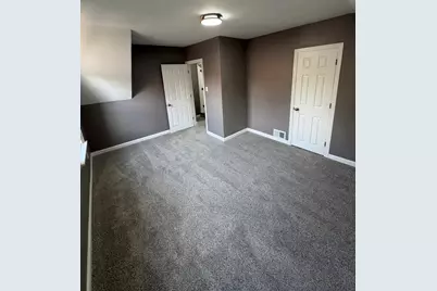 4706 N 57th St, Milwaukee, WI 53218 - Photo 10