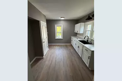 4706 N 57th St, Milwaukee, WI 53218 - Photo 8
