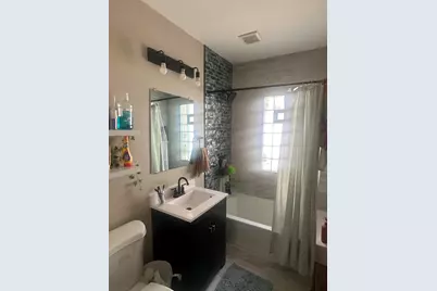 2850 N 51st St #2852, Milwaukee, WI 53210 - Photo 8
