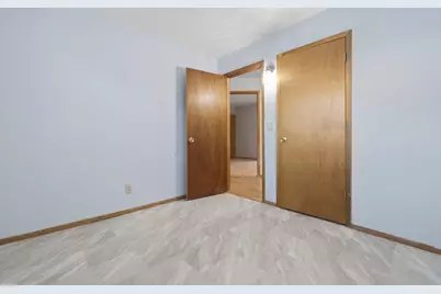 5419  Marboro Dr, Racine, WI 53406 - Photo 12