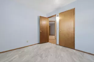 5419 Marboro Dr, Racine, WI 53406 - Photo 12