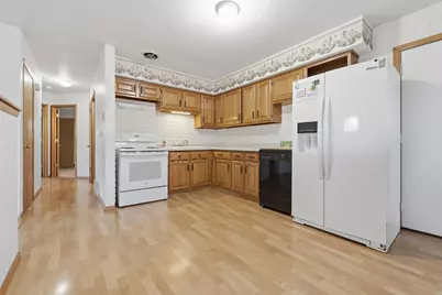 5419  Marboro Dr, Racine, WI 53406 - Photo 8