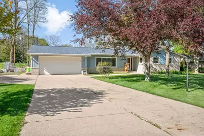 16500  Willow Ridge Ln, Brookfield, WI 53005 - Photo 2