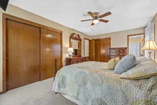 8450 S Heritage Ct, Oak Creek, WI 53154 - Photo 26