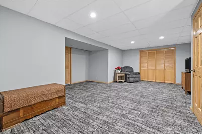 8450 S Heritage Ct, Oak Creek, WI 53154 - Photo 34