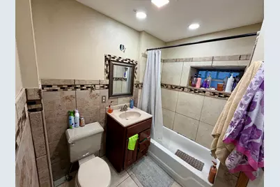 3200 W Pierce St, Milwaukee, WI 53215 - Photo 6