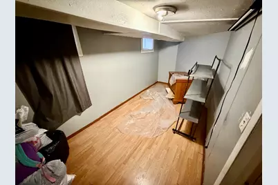 3200 W Pierce St, Milwaukee, WI 53215 - Photo 22