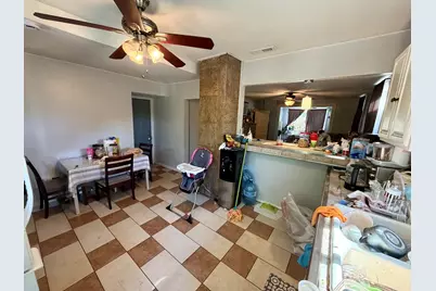 3200 W Pierce St, Milwaukee, WI 53215 - Photo 16