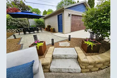 2456 N 82nd St, Wauwatosa, WI 53213 - Photo 12