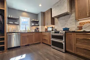 2456 N 82nd St, Wauwatosa, WI 53213 - Photo 32