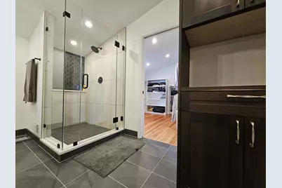2456 N 82nd St, Wauwatosa, WI 53213 - Photo 52