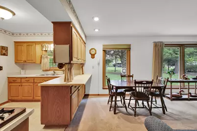 16035  Luella Dr, Brookfield, WI 53005 - Photo 12