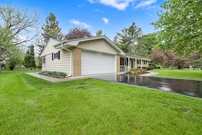16035  Luella Dr, Brookfield, WI 53005 - Photo 6