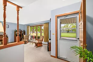 4327 N 99th St, Wauwatosa, WI 53222 - Photo 4