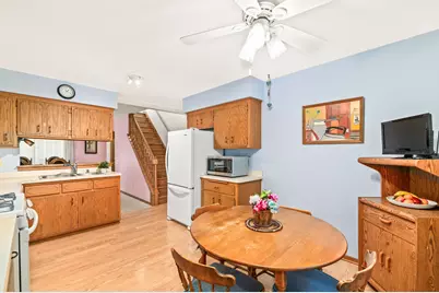 4327 N 99th St, Wauwatosa, WI 53222 - Photo 12