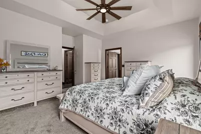 5770 W Natures Ln, Grand Chute, WI 54914 - Photo 28