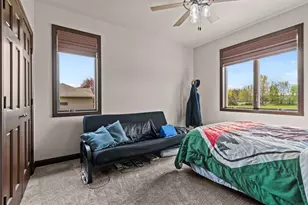 5770 W Natures Ln, Grand Chute, WI 54914 - Photo 46
