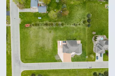 5770 W Natures Ln, Grand Chute, WI 54914 - Photo 68