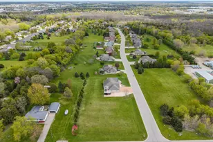 5770 W Natures Ln, Grand Chute, WI 54914 - Photo 74
