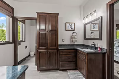 5770 W Natures Ln, Grand Chute, WI 54914 - Photo 30