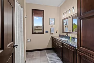 5770 W Natures Ln, Grand Chute, WI 54914 - Photo 48