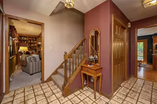 6411 N Bittersweet Ln, Glendale, WI 53217 - Photo 8