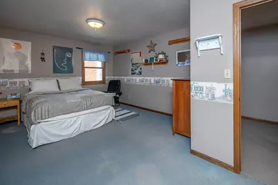 6411 N Bittersweet Ln, Glendale, WI 53217 - Photo 36