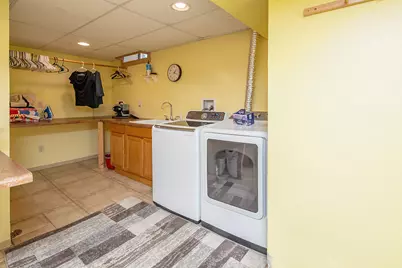 6411 N Bittersweet Ln, Glendale, WI 53217 - Photo 44
