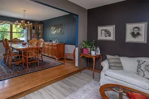 6411 N Bittersweet Ln, Glendale, WI 53217 - Photo 14