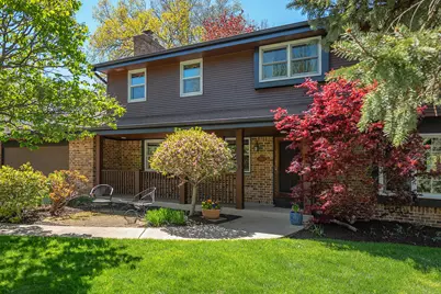 6411 N Bittersweet Ln, Glendale, WI 53217 - Photo 4