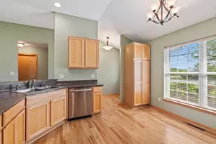 1280 Wrenfield Way, Oconomowoc, WI 53066 - Photo 10