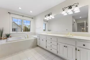 4715 Hasting Dr, Brookfield, WI 53045 - Photo 24