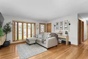 105 Clark St, Watertown, WI 53094 - Photo 8