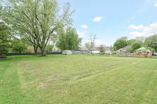 105 Clark St, Watertown, WI 53094 - Photo 32