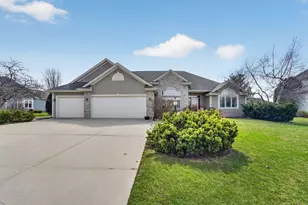 6431 Bald Eagle Rd, Racine, WI 53406 - Photo 1