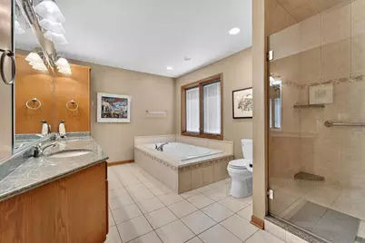 6431  Bald Eagle Rd, Racine, WI 53406 - Photo 8