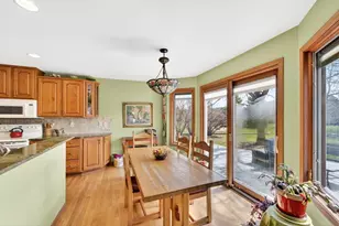6431 Bald Eagle Rd, Racine, WI 53406 - Photo 6