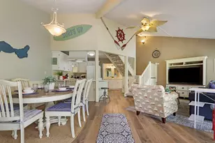 511 Tam O Shanter Dr, Fontana, WI 53125 - Photo 4