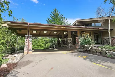 511  Tam O'Shanter Dr #E, Fontana, WI 53125 - Photo 24