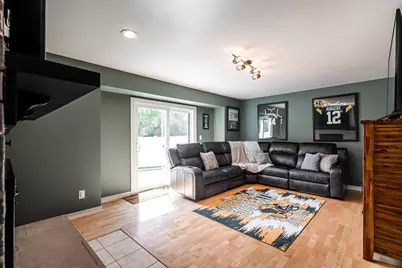 13935 W Thomas Dr, New Berlin, WI 53151 - Photo 16