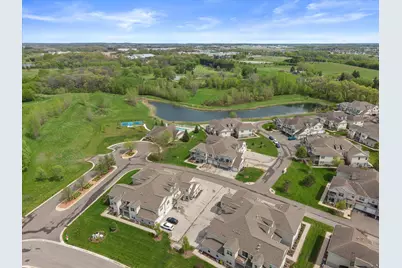 N17W26495  Meadowgrass Cir #B, Pewaukee, WI 53072 - Photo 30
